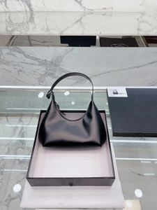 5A KVALITETSKLASSISK Black Leather Underarm Bag Fashion Designer Bag Brand Bag Women Shoulder Bag Luxury Crossbody Bag Zipper Purse Beautiful