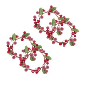装飾的な花の花輪4PCSクリスマスミニガーランドキャンドルスティックデコレーションアクセサリーデスクトップ装飾