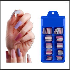 Unghie finte 120pcs Elegante Matte Wearable Full Cover Flat Head Nail Tips Colore misto Stampa all'ingrosso su Faux Ongle