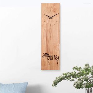 Orologi da parete in legno massello orologio moderno semplice nordico quadrato muto decorativo ufficio atmosfera personalità arte moda tavolo