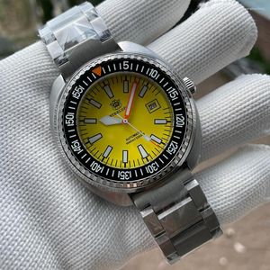 Нарученные часы 2023 SteelDive Big Size 49 -мм корпус из нержавеющей стали Yellow Dial 1000 м В водонепроницаемых часах NH35 Automatic Mens Watch Sports Reloj