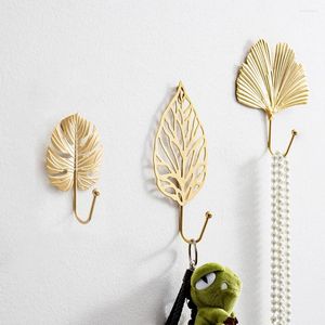 Hooks Nordic Creative Leaf Forme Hook Clothes Rack Självhäftande vägghållare Nyckelhängare Free-Hole Hem Hanging Decoration