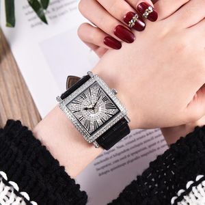 Armbandsur Women's Square Watch Luxury Quartz Watches For Ladies Classic Clock Minimalism Diamond Leather Strap Top Quality