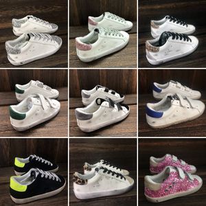 İtalya lüks erkek bebek kız Sneakers Altın Süper Top Yıldız Ayakkabı Payet Klasik Beyaz Deri Do-eski Kirli Tasarımcı çocuk çocuk süperstar Rahat Ayakkabı