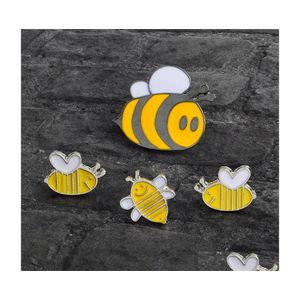 Pinos broches esmalte pinos de animais sorridentes de abelha de abelha de abelh￣o de jeans de jeans de jejum de jejum de fivela de j￳ias para garoto para garoto Deliv Deliv Dhhk7