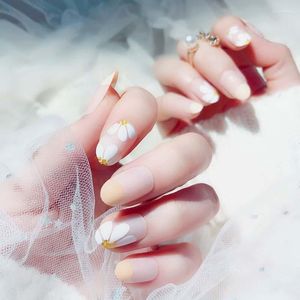 Falsche Nägel Mode klare weiße Gänseblümchen gefälschte Nagel Tipp DIY Art Manicure -Werkzeuge zurück der mit Kleber nn