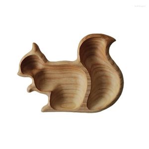 Plates Creative Snack Tray Wooden Fruite Animal Shaped Nut Plate Dish Specialty Plates.Home Festival Table Ornament Po Props