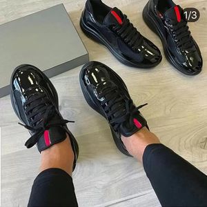 2023 M￤ns svarta l￤dersportskor H￶gkvalitativ platt sport Bekv￤m mesh sn￶r upp casual skor utomhus avslappnade sneakers med l￥da