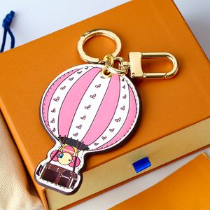 مصممي سلاسل المفاتيح S Keychain Leather Design Fashion Casual Style Key Chain مزاجه متعدد الاستخدامات شعبي حقيبة معلقة جراب هاتف للغاية