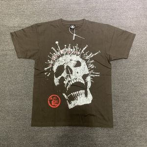 Hellstar Studios 釘付けスカルプリント Tシャツトレンディなヒップホップ半袖男性女性 Tシャツユニセックスコットントップス男性ヴィンテージ Tシャツ夏ルーズ Tシャツロック衣装