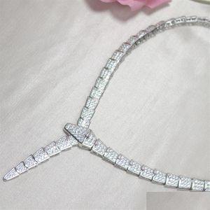 Chokers moda leisur lady mosiężne mosiężne 18 -karatowe Złotne Ustawienie fl Diamond Snake kształt szeroki łańcuch Naszyjniki szkielet2096 Drop dhvys