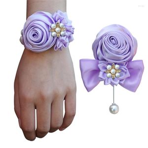 Dekorativa blommor eleganta pärltillbehör brud och brudgum bröllop corsage handledsblommor set män kvinnor känsliga boutonner party smycken