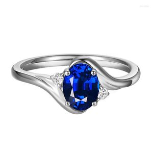 Anéis de cluster 925 Pedra de gemia de espinador azul prateada para feminino Sapphire Sapphire Jóias Ajustas Ajustas Atacado