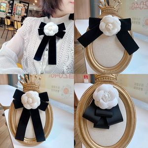 Brooches Korean Fabric Bowknot Necktie Brooch Camellia Flower Bow Tie Cravat Shirt Collar Pins Fashion Jewelry For Women Accessories
