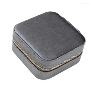 Garrafas de armazenamento Plush Travel Jewelry Box Organizer Exibir portátil estação para anéis