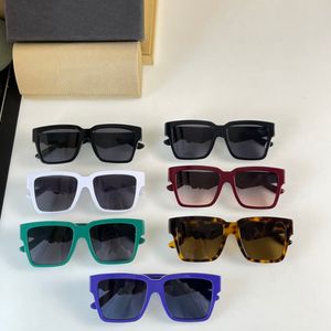 Óculos de sol homens para mulheres mais recentes vendas de moda de sol óculos de sol masculino Gafas de sol Glass UV400 lente com correspondência aleatória 4436