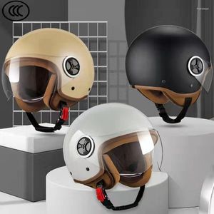 Motorcykelhjälmar Electric Vehicle Helmet Winter Men and Women Sunscreen Safety Battery Car Four Seasons Universal