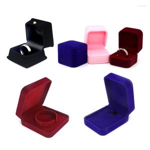 Jewelry Pouches 1Pc Luxury Velvet Square Gift Box Wedding Engagement Ring For Necklace Earring Bracelet Display Packaging Case