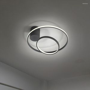 Plafoniere Moderne minimaliste Soggiorno Lampada a LED Illuminazione Nordic Novità Design rotondo Decorazione camera da letto Apparecchio bianco nero