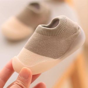 İlk Yürüteçler Bebek Çorap Ayakkabı Bebek Renk Eşleştirme Sevimli Çocuk Erkek Bebek Yumuşak Tabanlı Çocuk Kat Sneaker Yürümeye Başlayan Kızlar