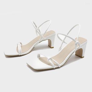 Sandaler Summer Woman Pumpar Elegant Wedding Dress High Heel Sexig Strappy Square Toe For Women Trendy 6cm Party Shoes
