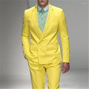Erkekler Moda Çifte Kesilmiş Sarı Damat Smoom Damorlu Çentik Çentik Erkek Blazers (Ceket Pantolon Kravat) W: 812