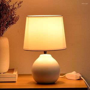 Table Lamps Macarons Bedroom Bedside Lamp INS Minimalist Ceramic For Living Room Study Home Decoration Lighting