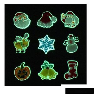 Części butów Akcesoria kreskówka Pvc Charms buty klamki blask świetliste klamra dopasowanie bransoletki Clog Jibz Garden Shoesflower Chri Series losowo