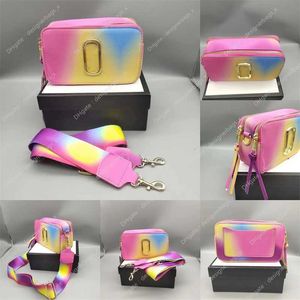 Atacado com 2024 contraste sacos de verão moda pequenas cores quadradas elegantes e versáteis pequenas frescas luxo crossbody bolsa de luxo sacola