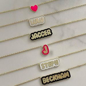 Anhänger-Halsketten aus Edelstahl mit individuellem Namen, Blasenbuchstaben, bunte personalisierte Geschenke, Emaille 230731