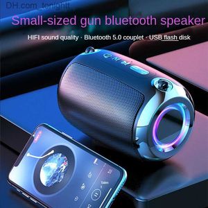 Przenośne głośniki potężne pudełko na głośnik Bluetooth Outdoor Portable TWS 3D stereo z tfaux USB mini głośnik odpowiednia do paska dźwiękowego PC Z230801