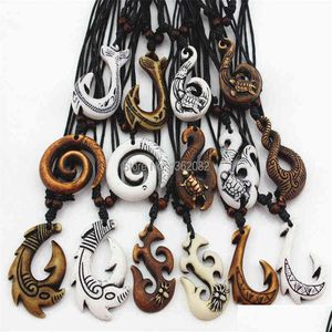 Pendant Necklaces Whole Lot 15Pcs Mixed Hawaiian Jewelry Imitation Bone Carved Nz Maori Fish Hook Necklace Choker Amet Gift Mn542 H2 Dhtmn