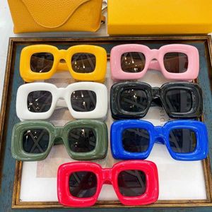 Óculos de sol de grife de luxo 2023 Novo Luo Yijia Color Candy Box Net Red Óculos de sol do mesmo estilo feminino LW40098
