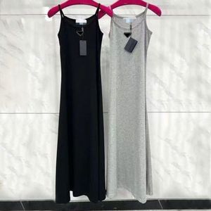 Designer Women's casual dress Classic vintage dresses Simple sleeveless high-quality Knitted fabric has a high elastic women clothes