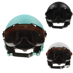 Protective Gear Mężczyźni Kobiety w zimowym śniegu Sportom Ski Cylling Integrallymolded Snowboard Helmet Outdoor Skiing Sprzęt ochrony głowy 230801