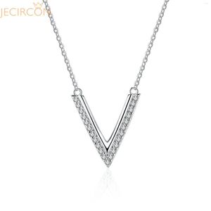 Pendants JECIRCON 0.19ct D Color Moissanite Necklace For Women 925 Sterling Silver V Shape Diamond Pendant 18K White Gold Simple Jewelry