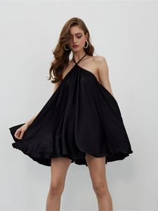 Sukienki swobodne kobiety eleganckie vintage a-line czarna sukienka panie letnie halter vestido bez pleców satynowe eleganckie ubranie żeńskie