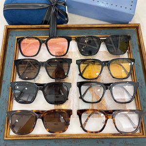 2023 Yeni Lüks Tasarımcı G Ailesi Büyük Kutu Sarı Güneş Gözlüğü Erkekler UV Dayanıklı Miyopya Gözlükleri ile Eşlendirebilir Kadınlar için Çerçeve GG1000