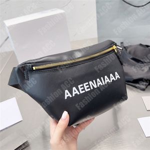 Läder Mens Designer Midjeväska Kvinnor Casual Fanny Pack Black and White Classic Letters Fashion Belt Bag Bell Pillow Bumbag Zipper Bröstväskor