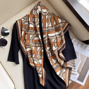 Cachecóis Lenço de Seda Luxo 90x90cm Lenço de Cabelo de Designer de Marca de Luxo Cachecol de Cabeça Estampada 2022 Grande Lenço Hijab Xaile Feminino J230801