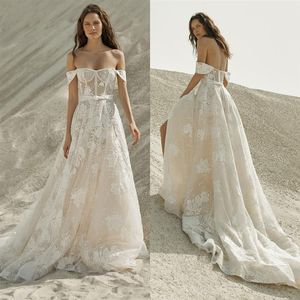 Eisen Stein A-Linie Brautkleider Sexy Schulterfreie Applikationen Spitze Strand Brautkleider Nach Maß Open Back Sweep Zug Hochzeit D264M