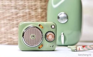 Przenośne głośniki chrząszki retro zielone bluetooth fm radio na zewnątrz przenośne inteligentne bezprzewodowe mini karta subwoofer R230801