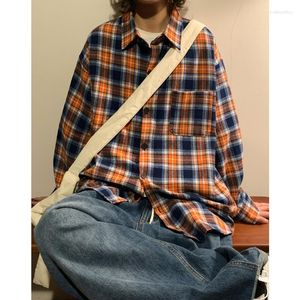 Mäns casual skjortor spring långärmad skjorta män mode orange grön vintage rutig mens japanska streetwear lös överdimension