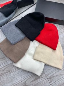Новая сплошная цветная пара вязаная шляпа Harajuku в стиле все тонкая шерстяная шляпа осень и зима Baotou теплая дыня кожа мужская холодная шляпа самка