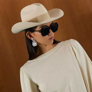 2023 Luxury Designer Solglasögon G Familjens nya låda solglasögon mode ins.com Red Ni Star Sun Glasses för män och kvinnor GG1189 Style 1