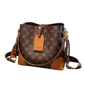 Marka Lüks Tasarım Vintage Buck Omuz Cüzdanları Kadın Moda Retro Stil Crossbody Çantalar Çanta Tote Louisity Vuttonity Tasarımcıları Çanta A2