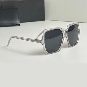 Occhiali da sole quadrati Montatura in cristallo Grigio scuro Donna Sunnies Gafas de sol Occhiali da sole firmati Occhiali da sole Occhiali di protezione UV400