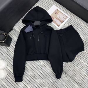 triangle brand Designer womens jackets Two Piece Sets pants shorts hooded clothes outerwears luxury clothing long sleeves leisure style sportswear size SML