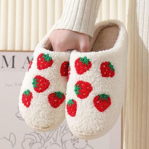 Chinelos Casa Cute Cartoon Strawberry Love For Men and Women Warm Plush Couples Winter Shoes Anti-slip Indoor House Shoes