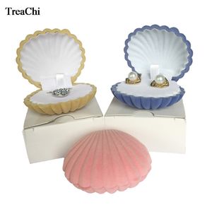 Jewelry Boxes Fashion Shell Shape Velvet Engagement Wedding Party Ring Case Cute Earrings Necklace Pendant Display Storage Gift Box 230801